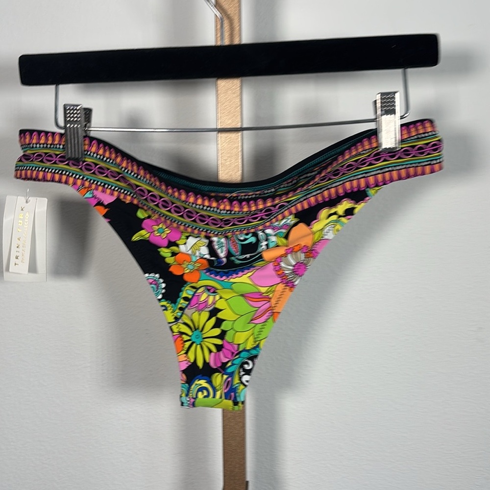Trina Turk Multicolor Floral Halter Bikini Set Size 8 NWT - Picture 8 of 8